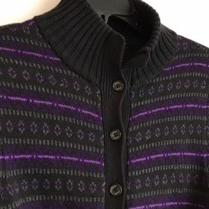 Chaps woman’s sweater. Size small. Tub 5